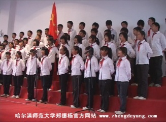 初一1班决赛视频 临沧市一中2009年首届校园合唱节